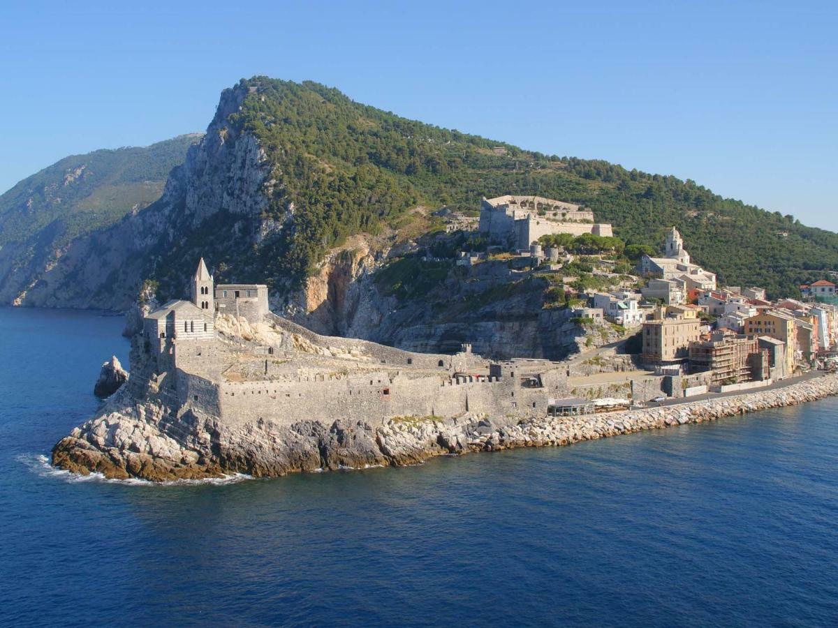 Supercasona Pratica Villa Sarzana Eksteriør billede